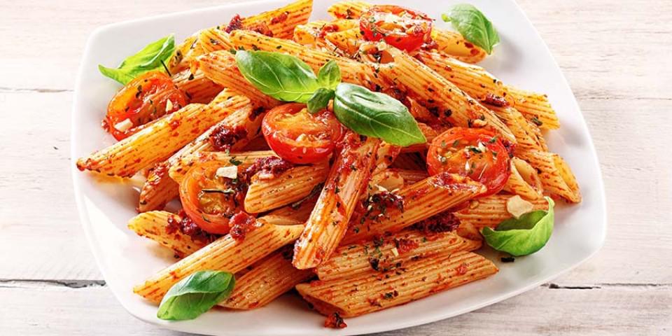 Pasta with tomato sauce